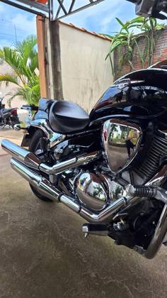 SUZUKI BOULEVARD M800 
